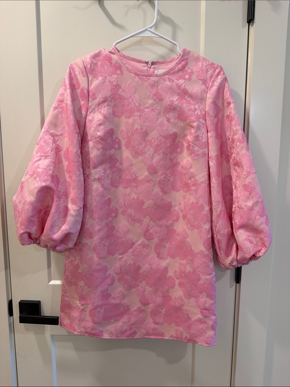 Tuckernuck Pink Floral Bubble-Sleeve Long-Sleeve Dress Top